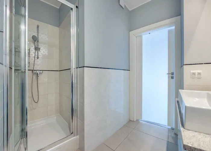 Jelitkowska, Sun & Snow