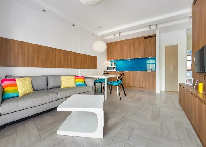 Jelitkowska, Sun & Snow * גדנסק