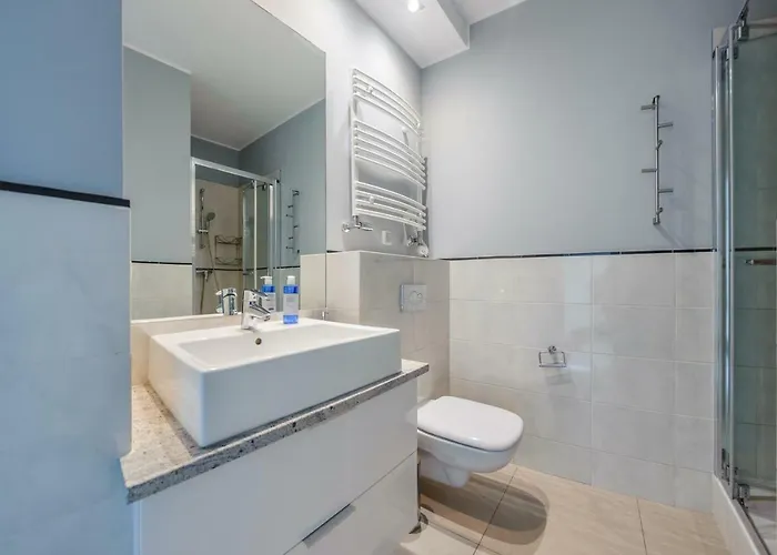 Jelitkowska, Sun & Snow * גדנסק