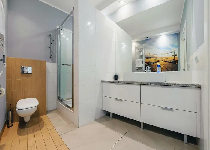 Jelitkowska, Sun & Snow